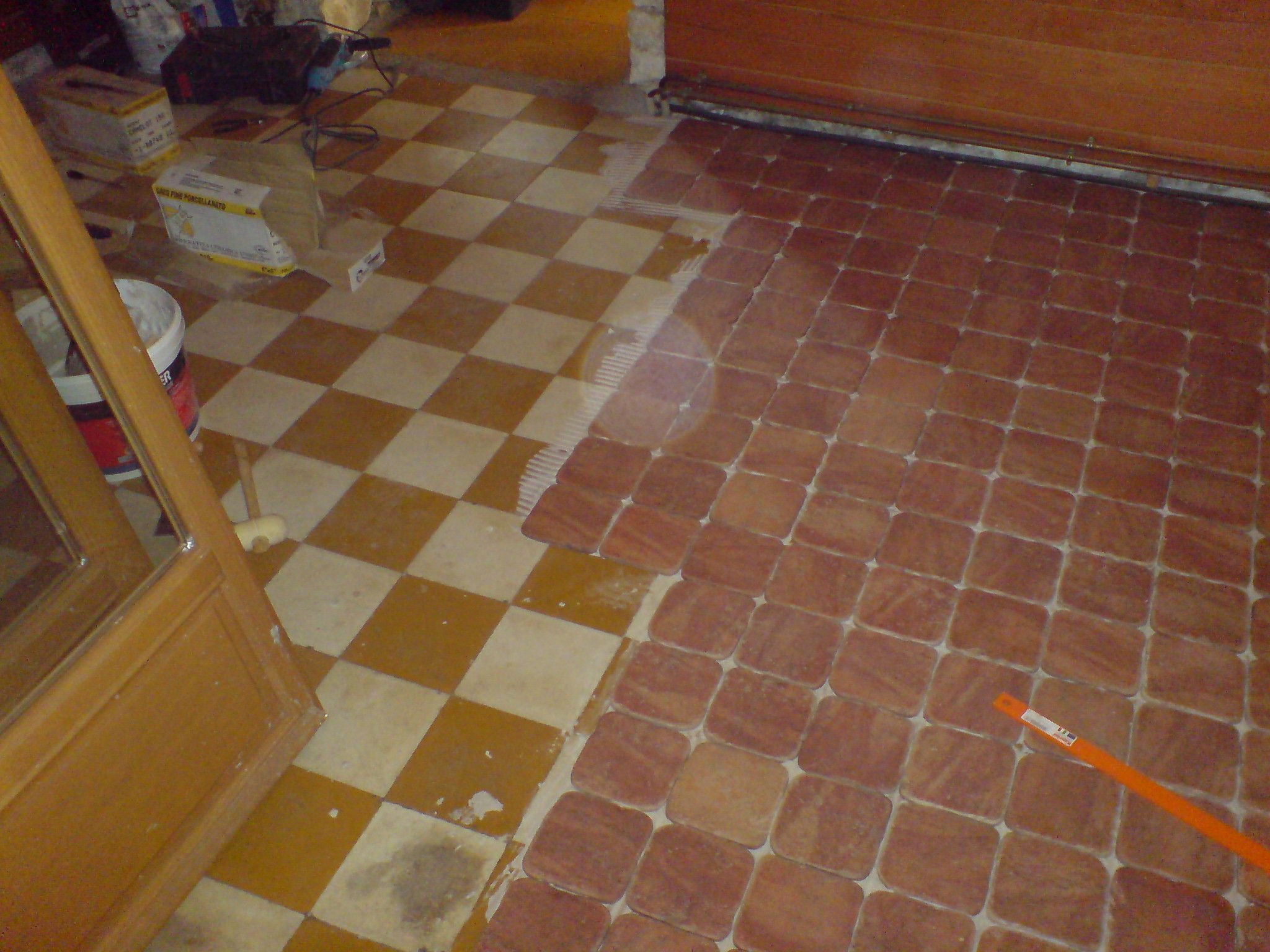 Carrelage à coller sur ancien carrelage castorama